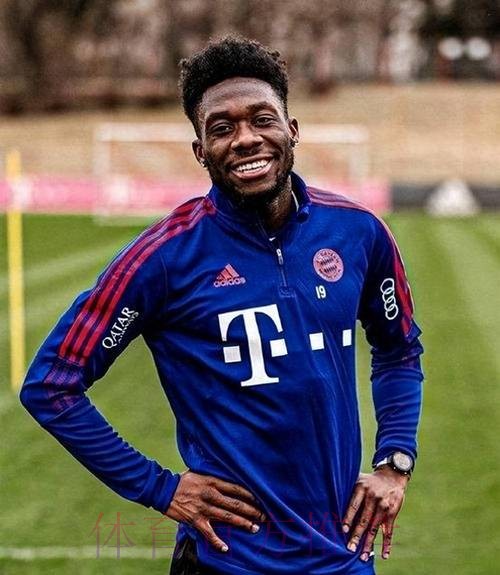 TA:阿方索将留在拜仁 皇马已三个月未联系球员 TA:阿方索将留在拜仁 皇马已三个月未联系球员